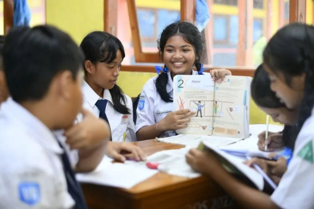 Kurikulum Merdeka: Menyongsong Era Baru Pendidikan di Indonesia