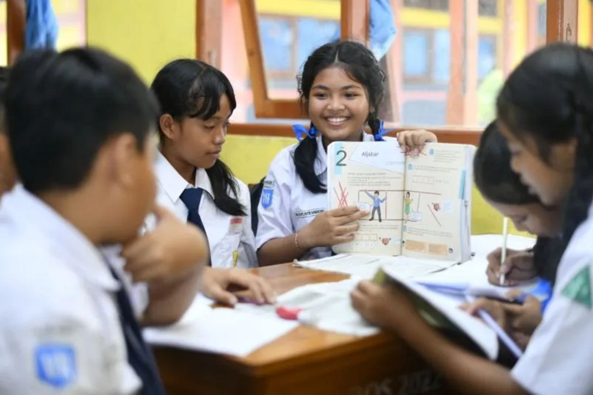 Kurikulum Merdeka: Menyongsong Era Baru Pendidikan di Indonesia