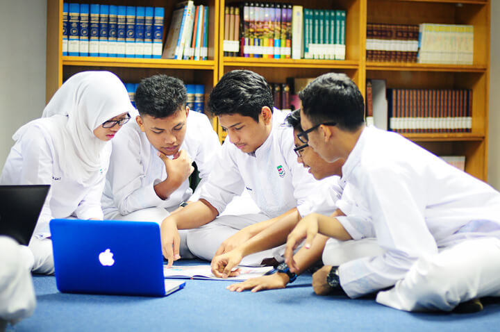 Aktivitas Sekolah