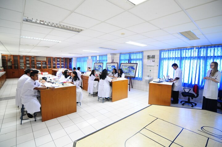 Eksperimen Sekolah