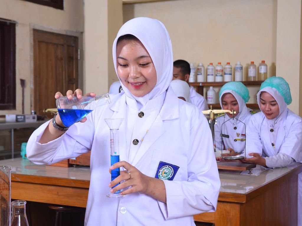 SMK Farmasi
