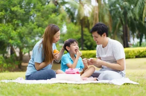 Belajar Parenting: Cara Membangun Komunikasi Efektif dengan Anak