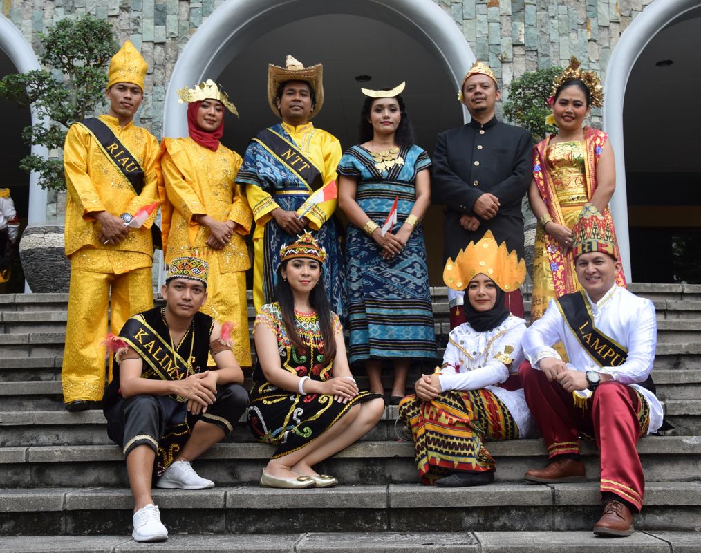 Studi Lintas Budaya