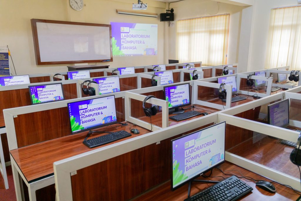 Dasar Komputer Sekolah