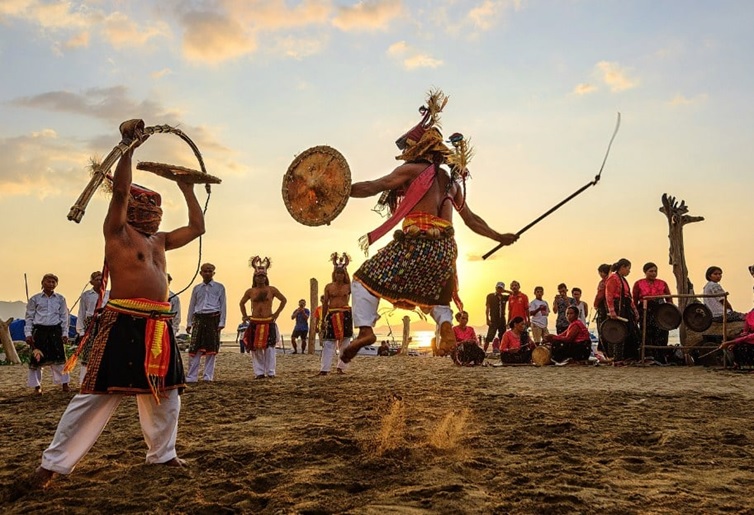 Kearifan Lokal Indonesia