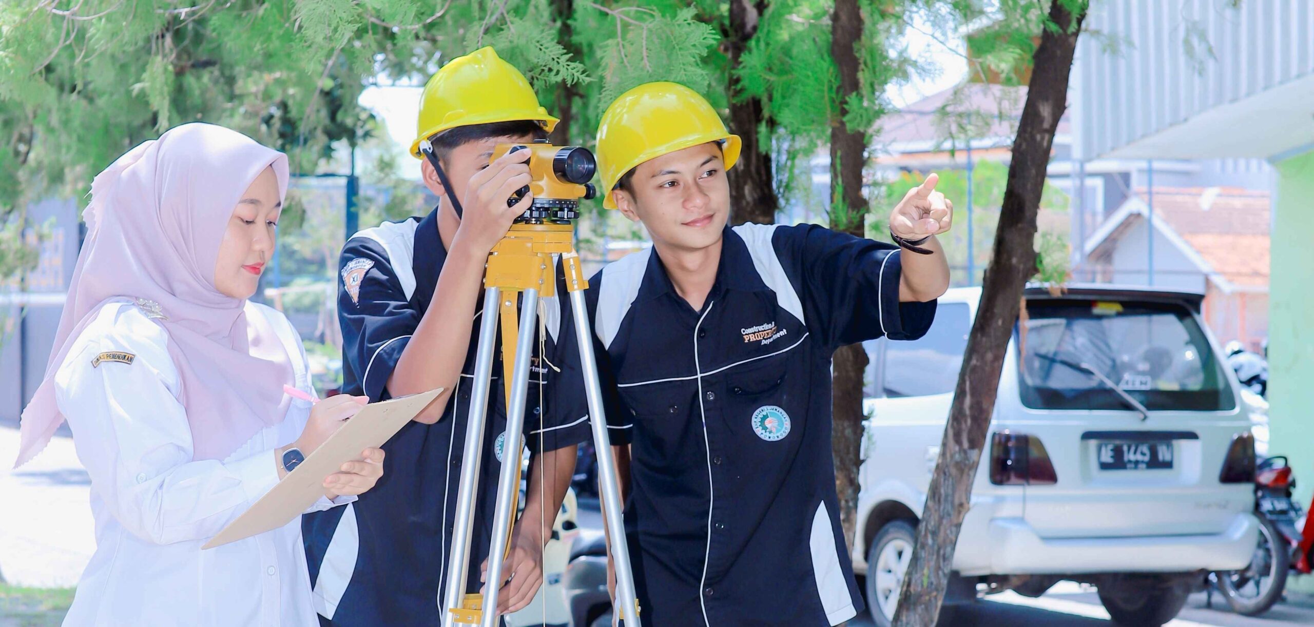 Proyek Perumahan Siswa