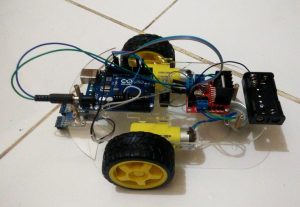 Robot Sederhana